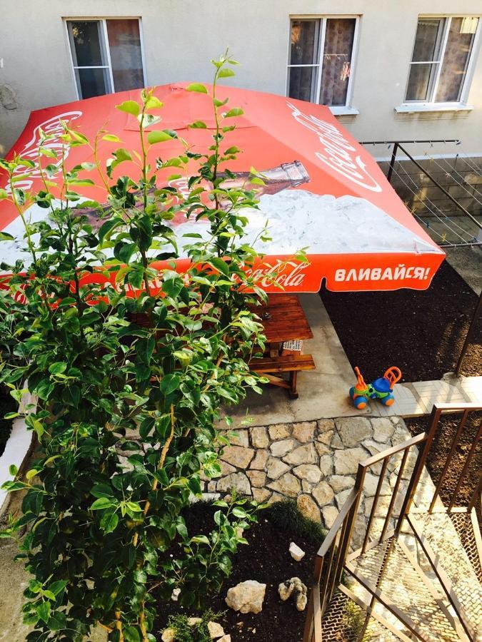 Guest House Vladimir Gagra Gagry Exterior photo