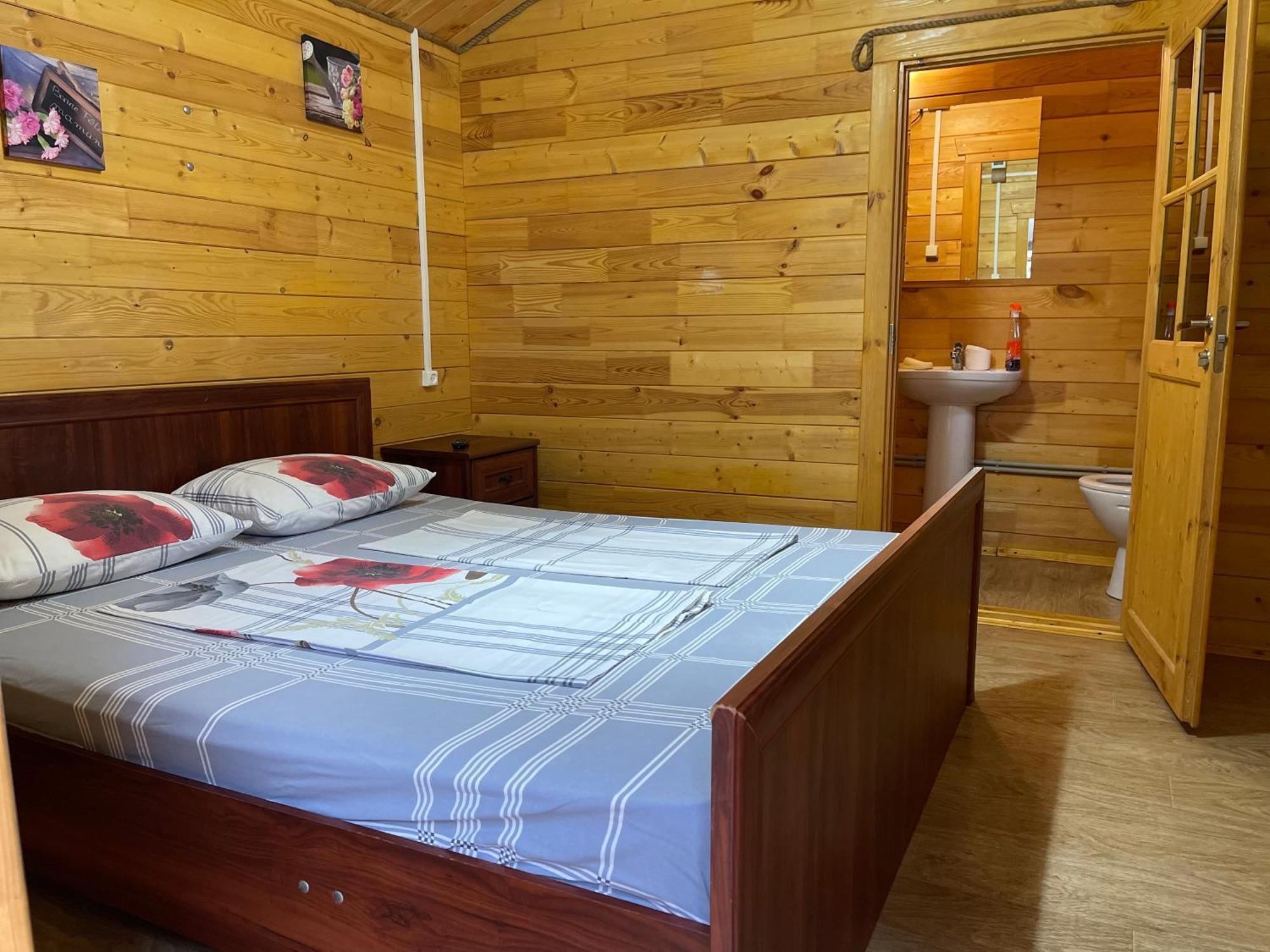 Guest House Vladimir Gagra Gagry Exterior photo