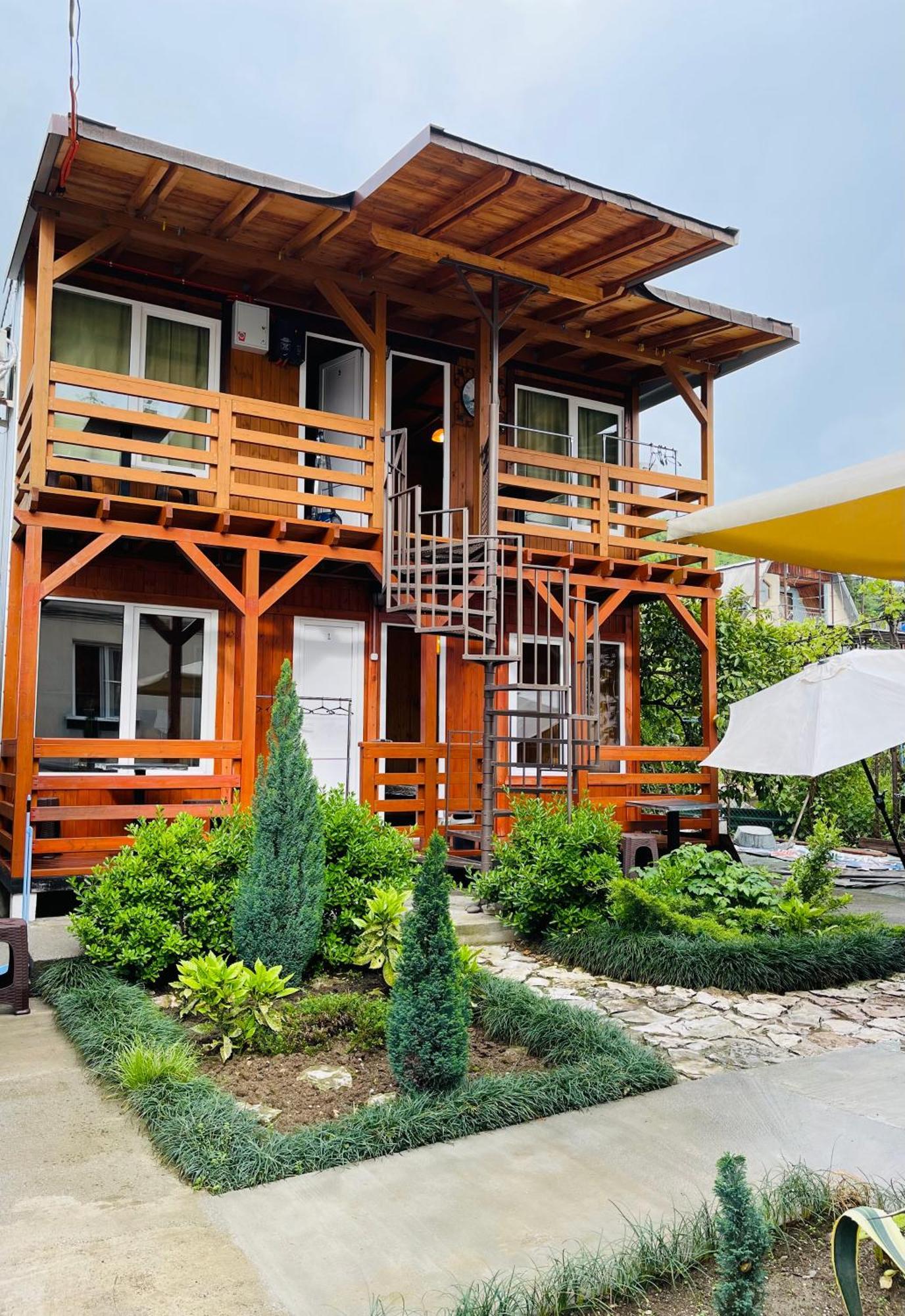 Guest House Vladimir Gagra Gagry Exterior photo