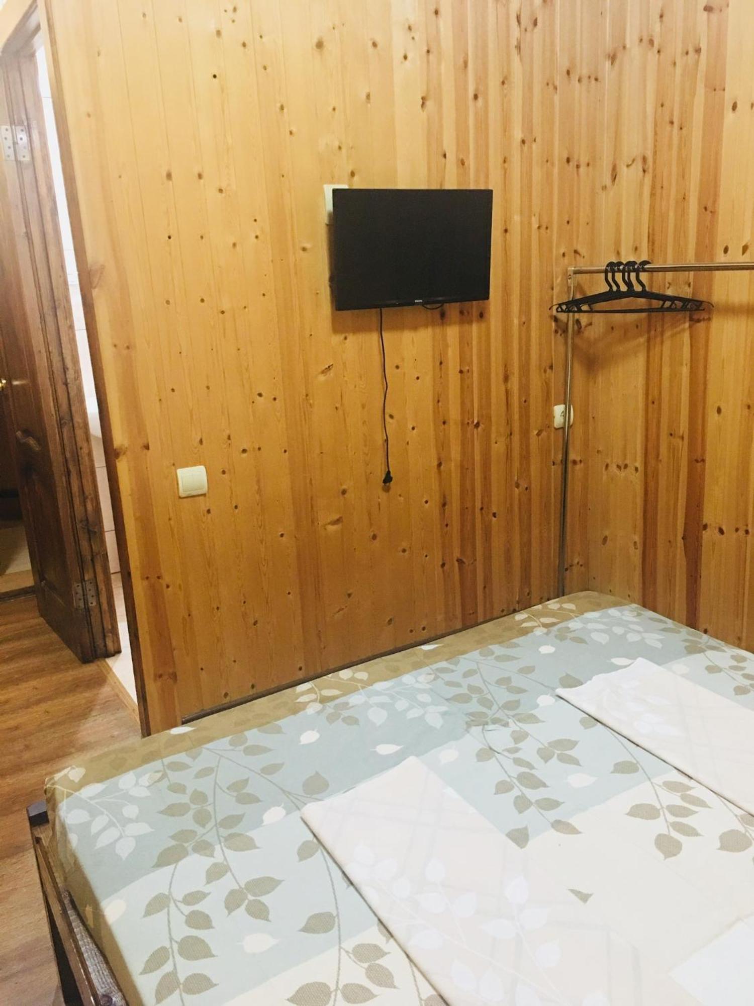 Guest House Vladimir Gagra Gagry Exterior photo